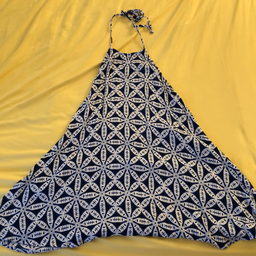 White and blue flower dress